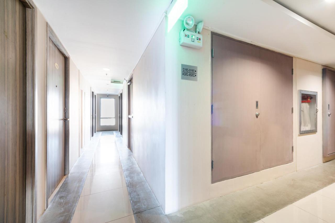 Oyo 474 Urbandeca Tower 316 - Nizami Condotel Mandaluyong Exterior photo