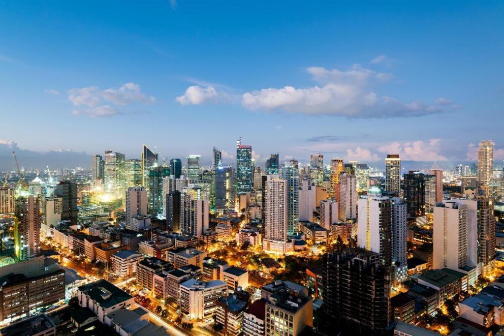 Oyo 474 Urbandeca Tower 316 - Nizami Condotel Mandaluyong Exterior photo