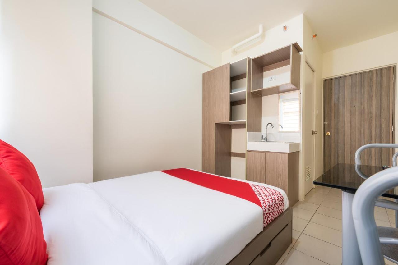 Oyo 474 Urbandeca Tower 316 - Nizami Condotel Mandaluyong Exterior photo