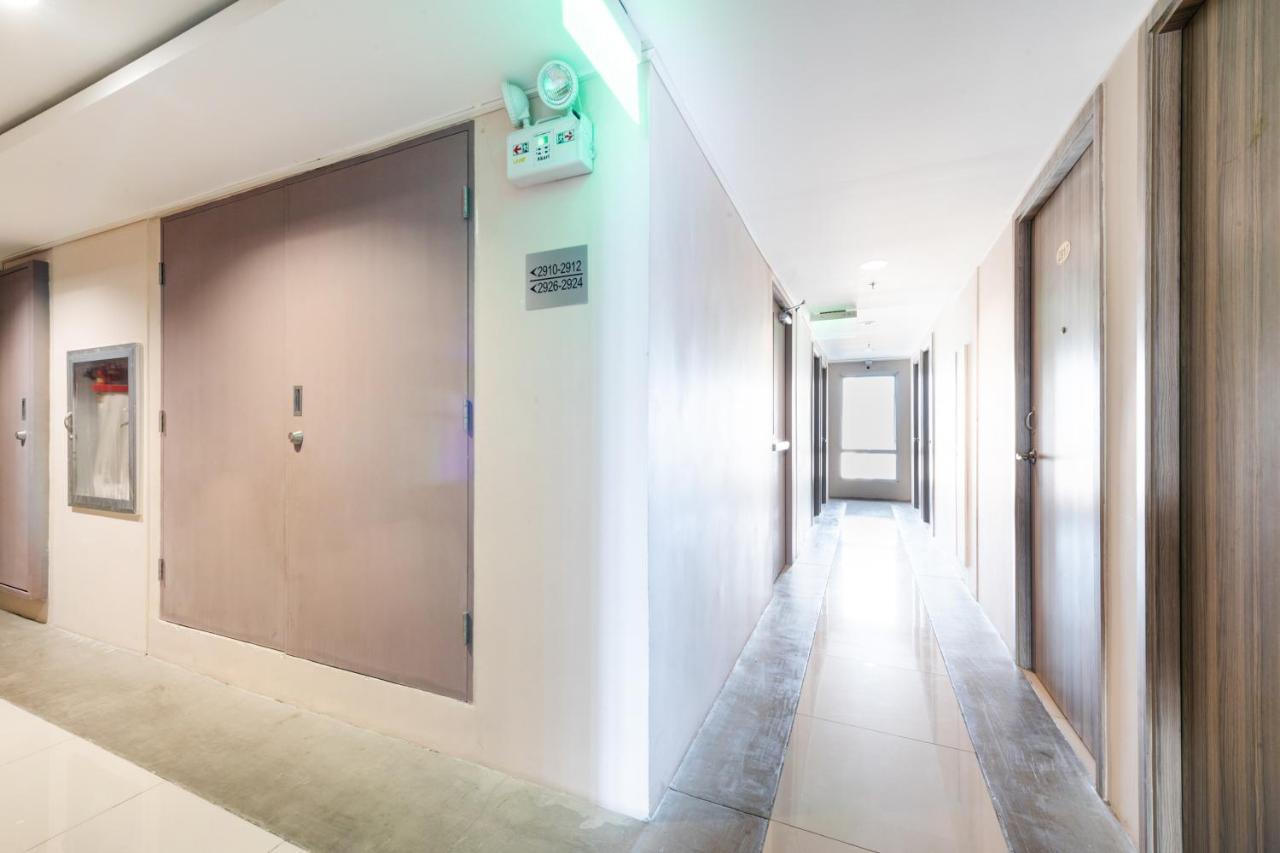 Oyo 474 Urbandeca Tower 316 - Nizami Condotel Mandaluyong Exterior photo